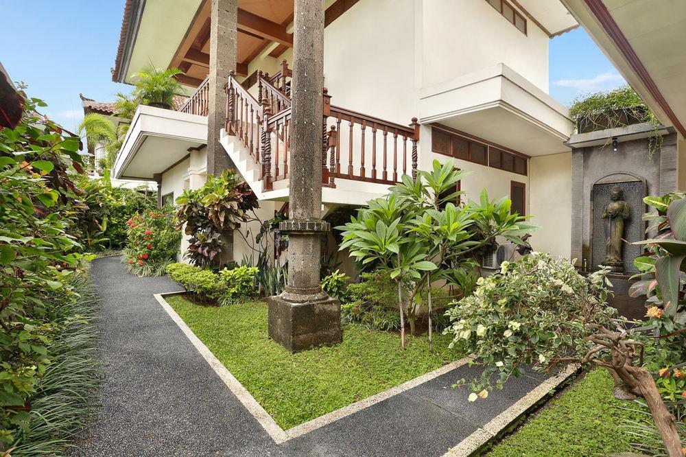 The Batu Belig Hotel & Spa Seminyak Eksteriør billede